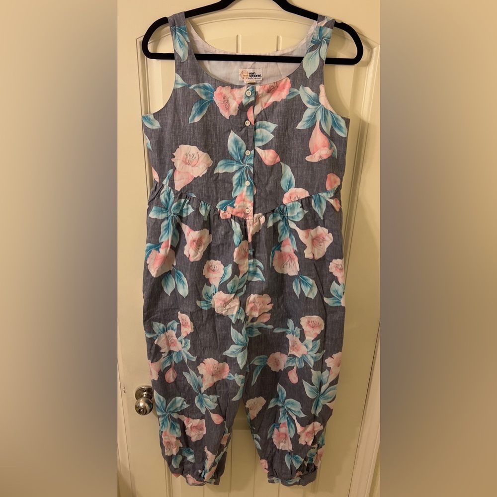 Medium Vintage Reyn Spooner Romper